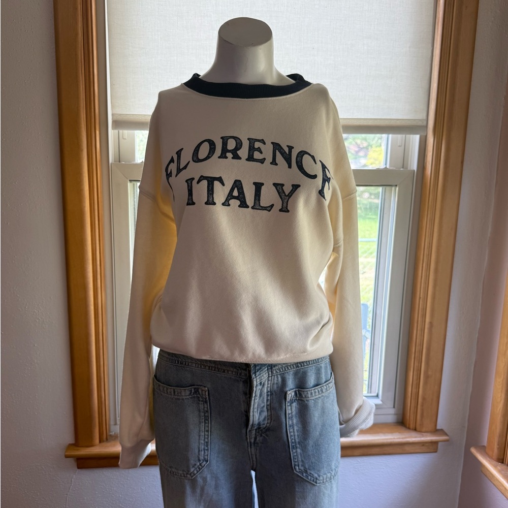 American Eagle Outfitters Cream Sweatshirt